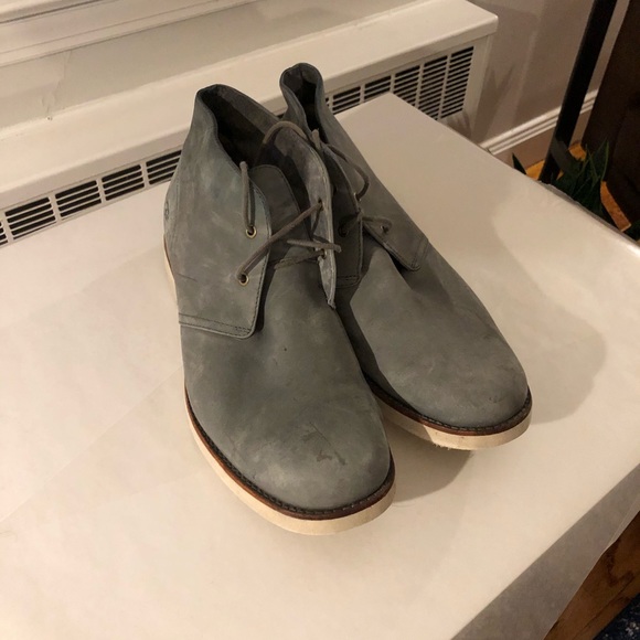 UGG Suede Desert Boot in Gray main image 4